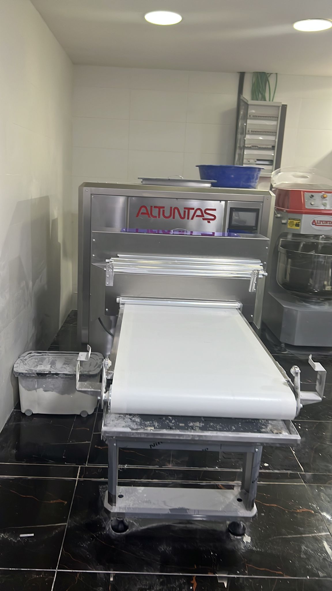 Altundaş Baklava Açım Makinesi - Görünüm 1